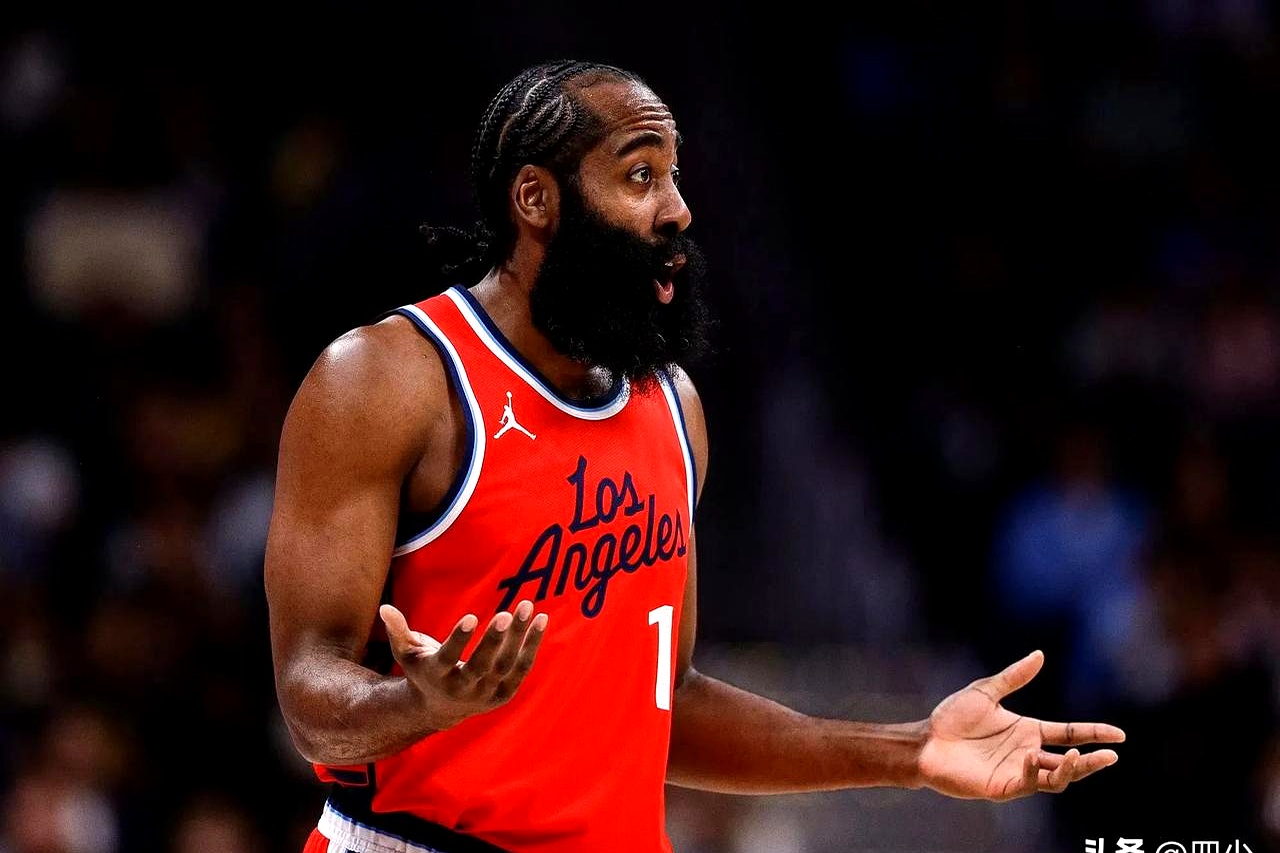 快船新秀表现惊艳，全场观众掌声不断，新闻一些今天详细不断报告我们.